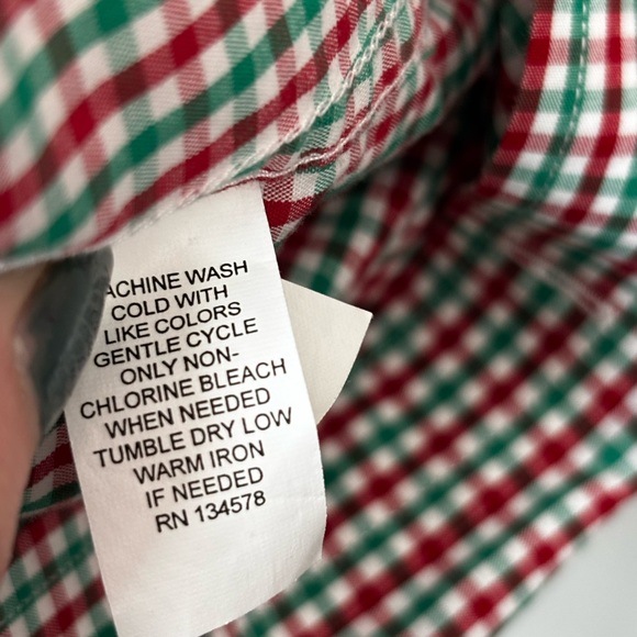 Vineyard Vines Boys Red Green checked Long Sleeve Button Down size 16. Holiday - Picture 3 of 7